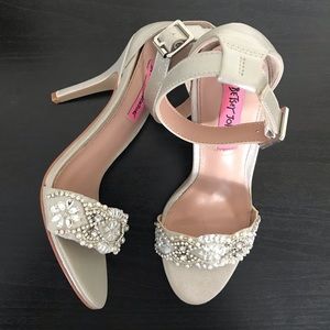 Formal Betsy Johnson Heels